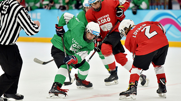 Українці вибороли «золото» та «срібло» в хокеї на юнацьких Олімпійських іграх