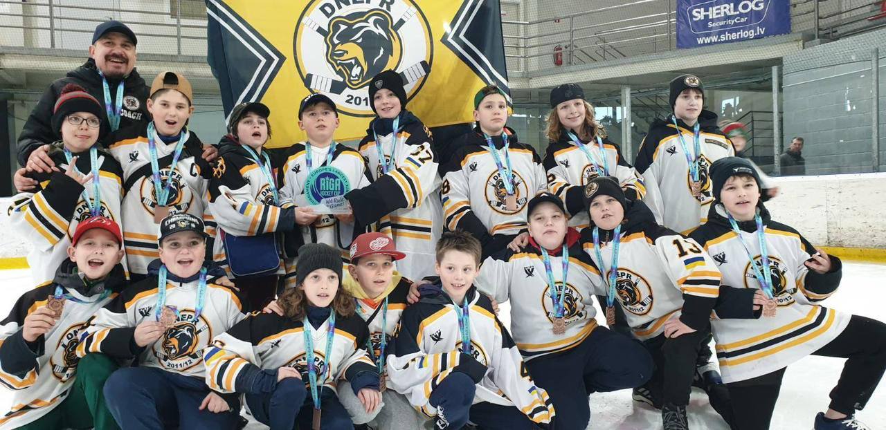 12-річні вихованці «Дніпра» стали третіми на Riga Hockey Cup